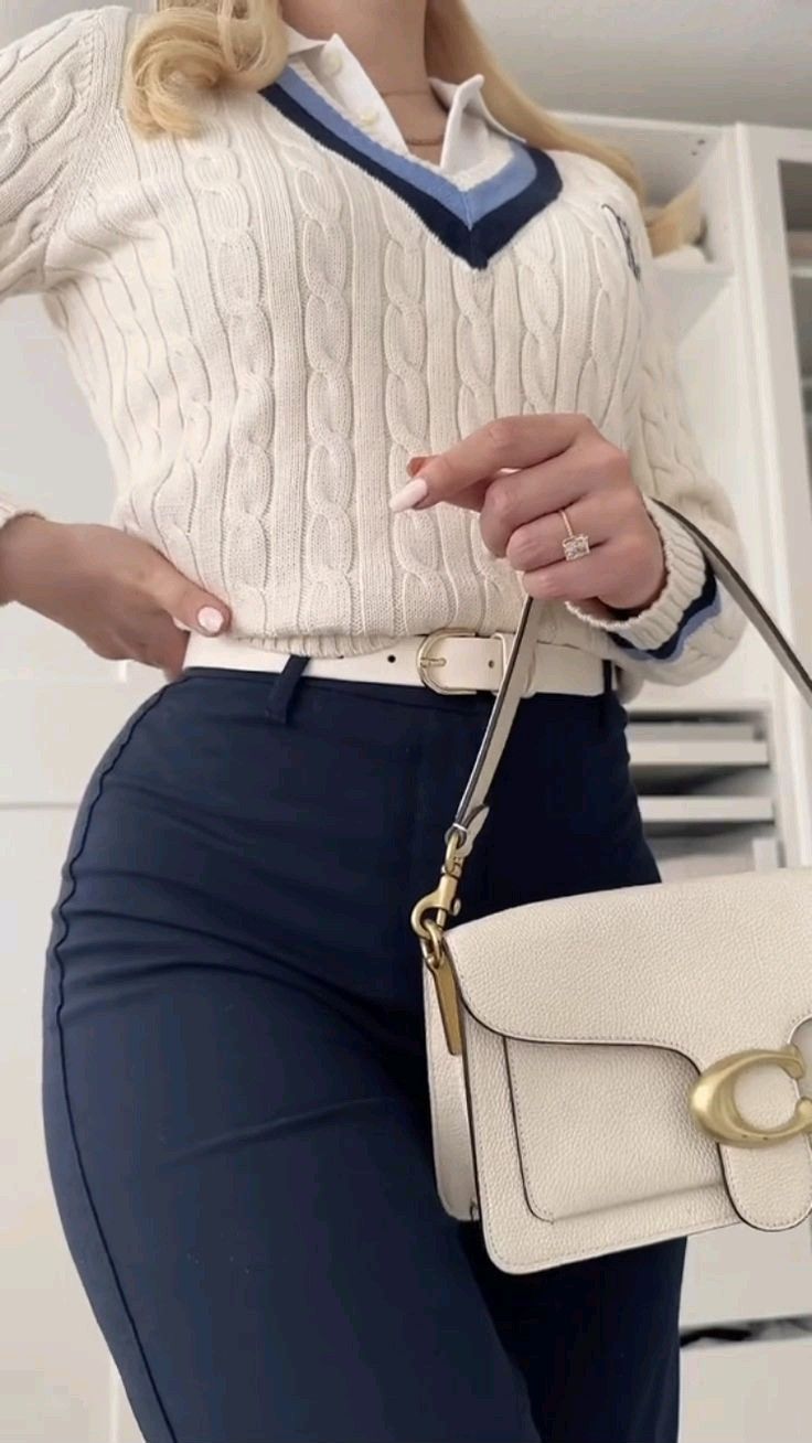 MUJER DE LUJO